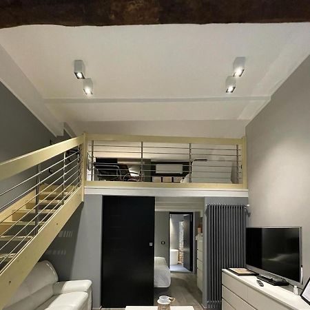 Portici Design Suite - Historical Center Bologna Eksteriør billede